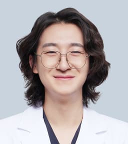 Dr. Kim JeongWoong