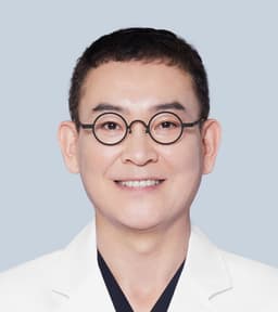 Dr. Song EunSeok