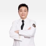 Dr. Hwang Ho