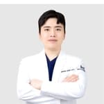 Dr. Koo Moongeun
