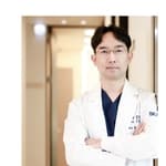 Dr. Hwang Jin