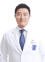 Dr. Koo Yoontaek