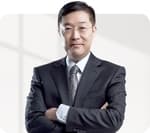 Dr. Oh Young Hwan