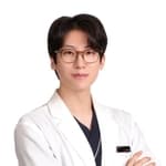 Dr. Lee Jihoon